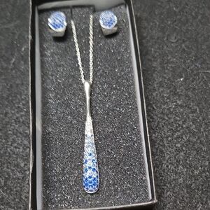 Elegant Silver and Blue Jewelry Set